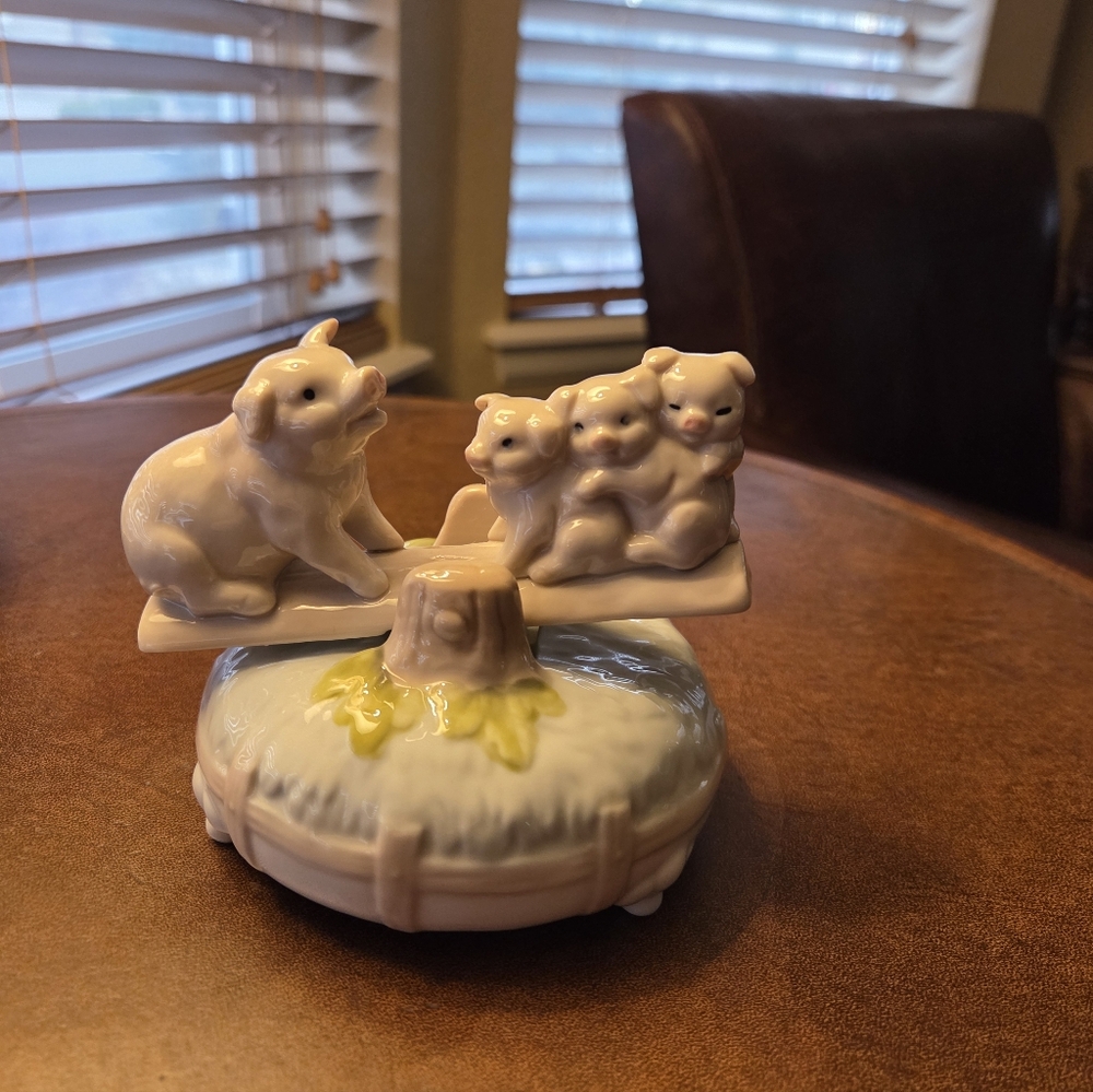 Vintage Otagiri Japan Piggies On See Saw Musical Plays "On Top Of The World"